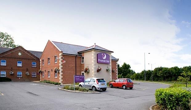 Premier Inn Kettering Exterior photo